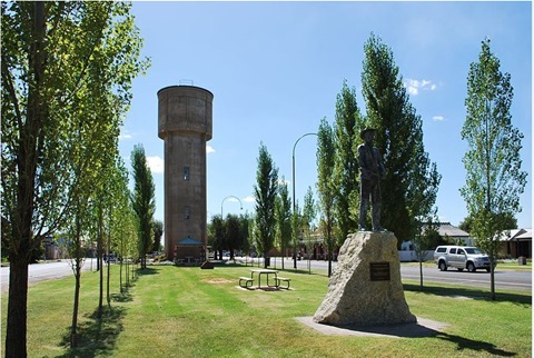 Nathalia-Water-Tower-Park.2.jpg